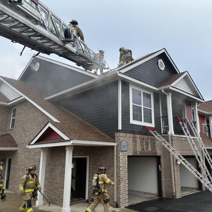 Shining Willow Drive apartment fire.jpg